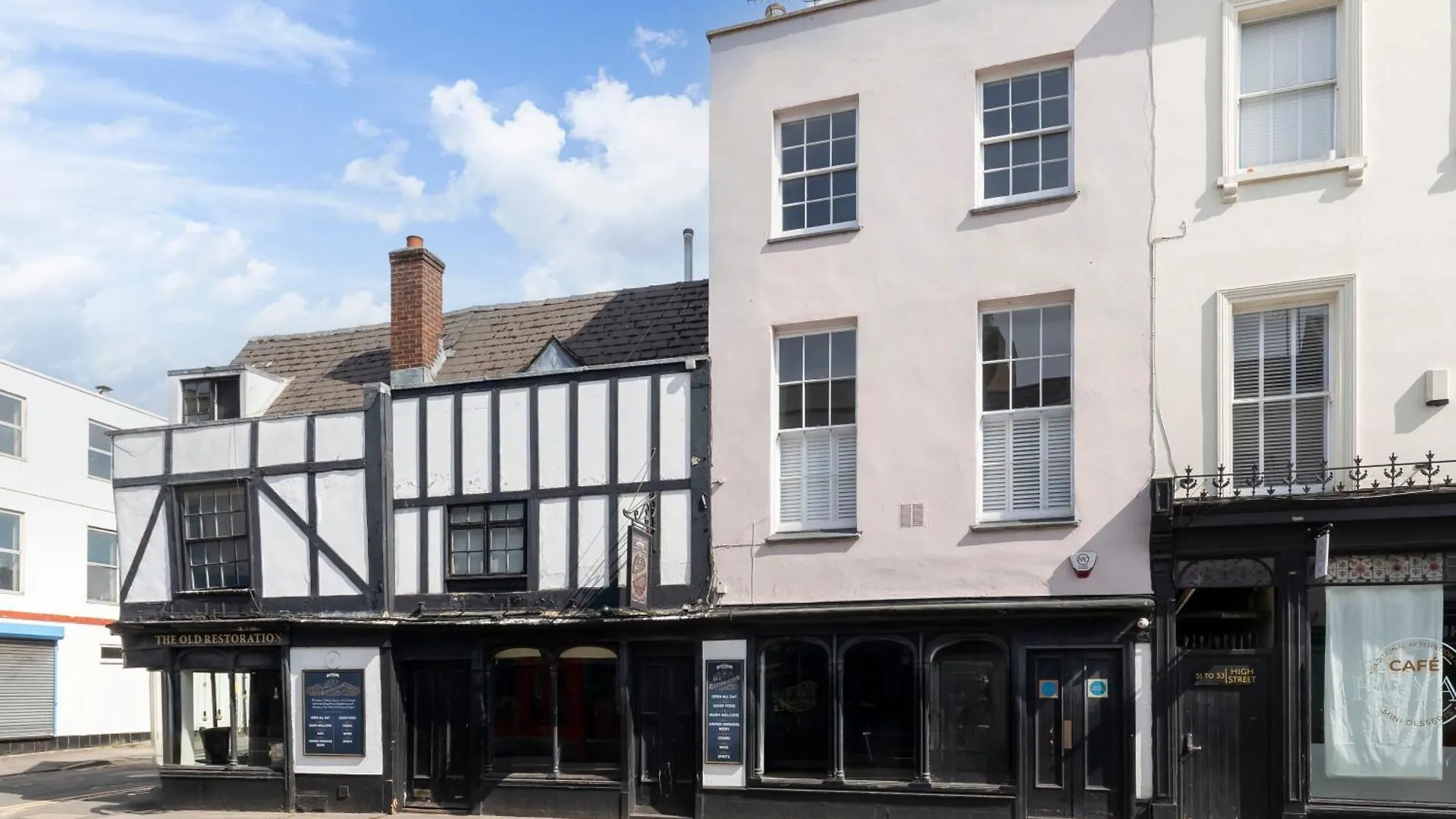 Lovely 2-Bed Town Centre Duplex Apartment Cheltenham United Kingdom